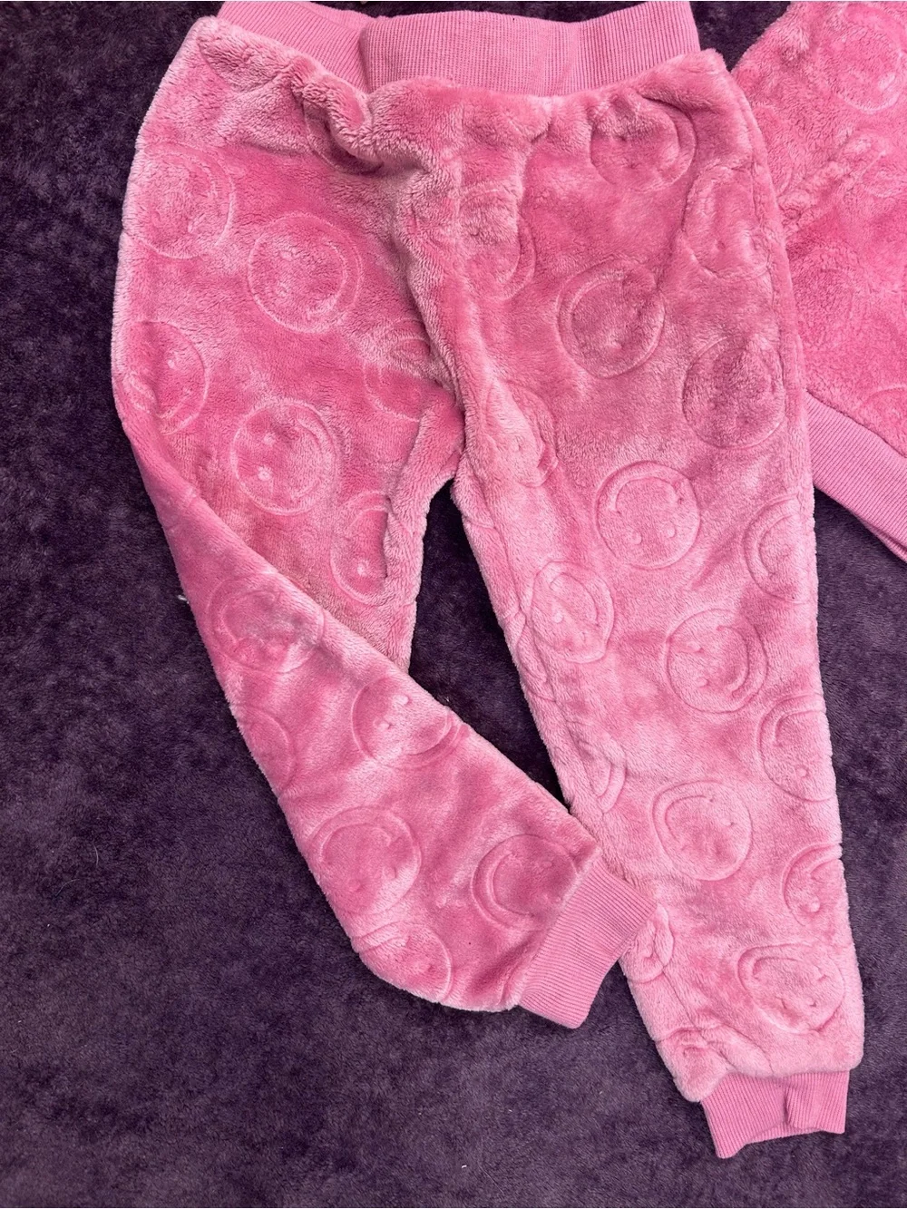 Kids Plush Pink 2-Piece Sweatsuit Set - Cozy Half-Zip Top & Jogger Pants